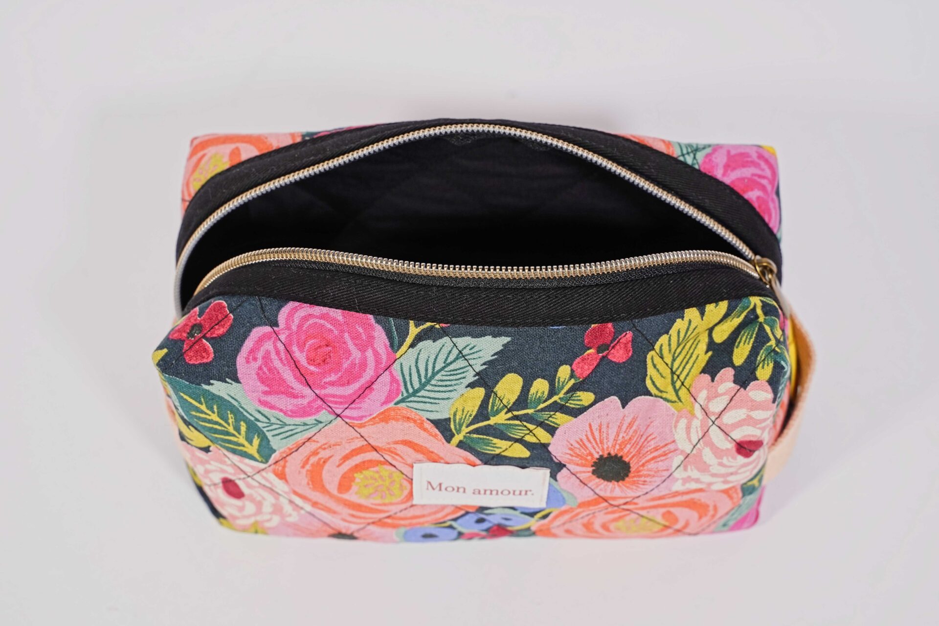 Kosmetická taška Mon Amour - velká - Ta Anna Bags Kosmetická taška Mon Amour - velká - Ta Anna Bags
