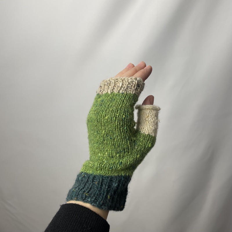 Zelené bezprstové rukavice z merino vlny - Pletulle Zelené bezprstové rukavice z merino vlny - Pletulle
