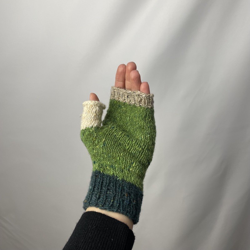 Zelené bezprstové rukavice z merino vlny - Pletulle Zelené bezprstové rukavice z merino vlny - Pletulle