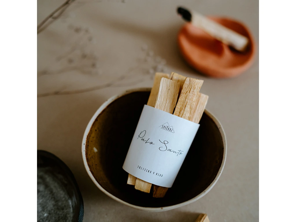 Vykuřovací dřívka Palo Santo – Svíčkuj Vykuřovací dřívka Palo Santo – Svíčkuj