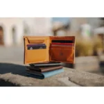 Karamelová pánská peněženka – Wood Style