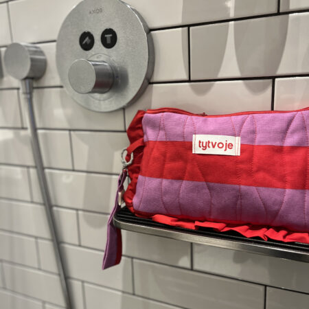 Taštička s pruhy a volány, vel. M - Ty tvoje