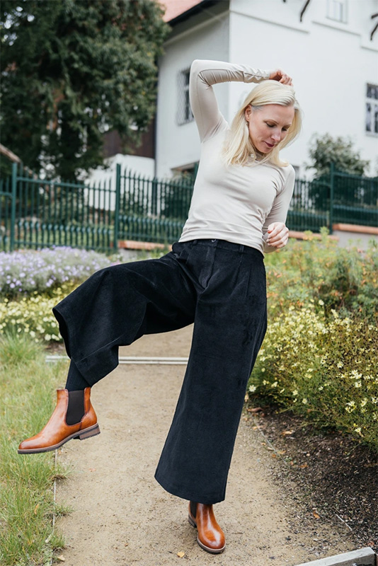Culottes Michele silnější manšestr černý - Reparáda Culottes Michele silnější manšestr černý - Reparáda